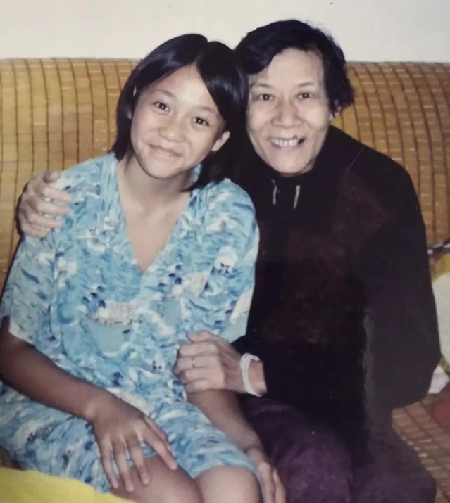 chloe lin and her late grandma